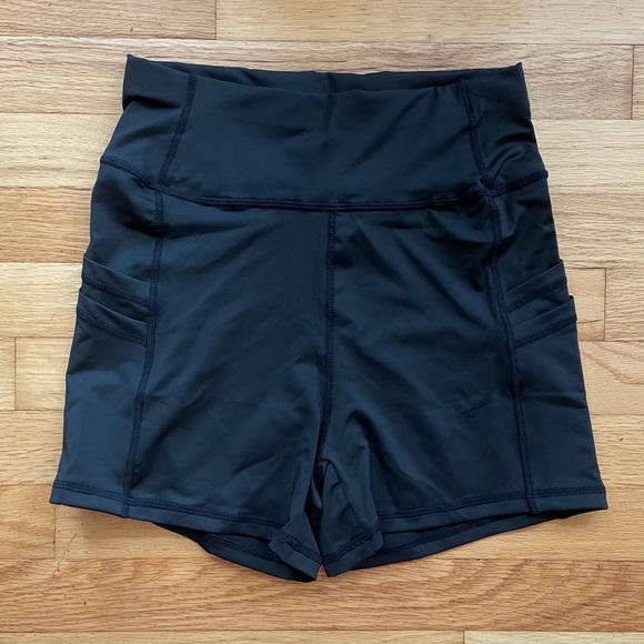 SHEIN Black Biker Shorts with Pockets - Picture 6 of 9